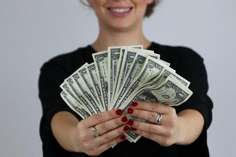 Boarding School Scholarships & Financial Aid Guide 2025