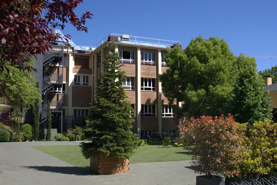 The Global College Photo #0 - The Global College Building